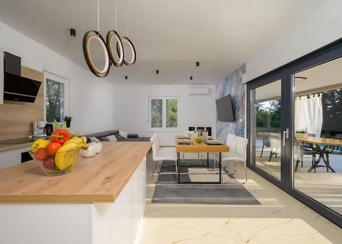 Silence By Istrialux Vila Pazin